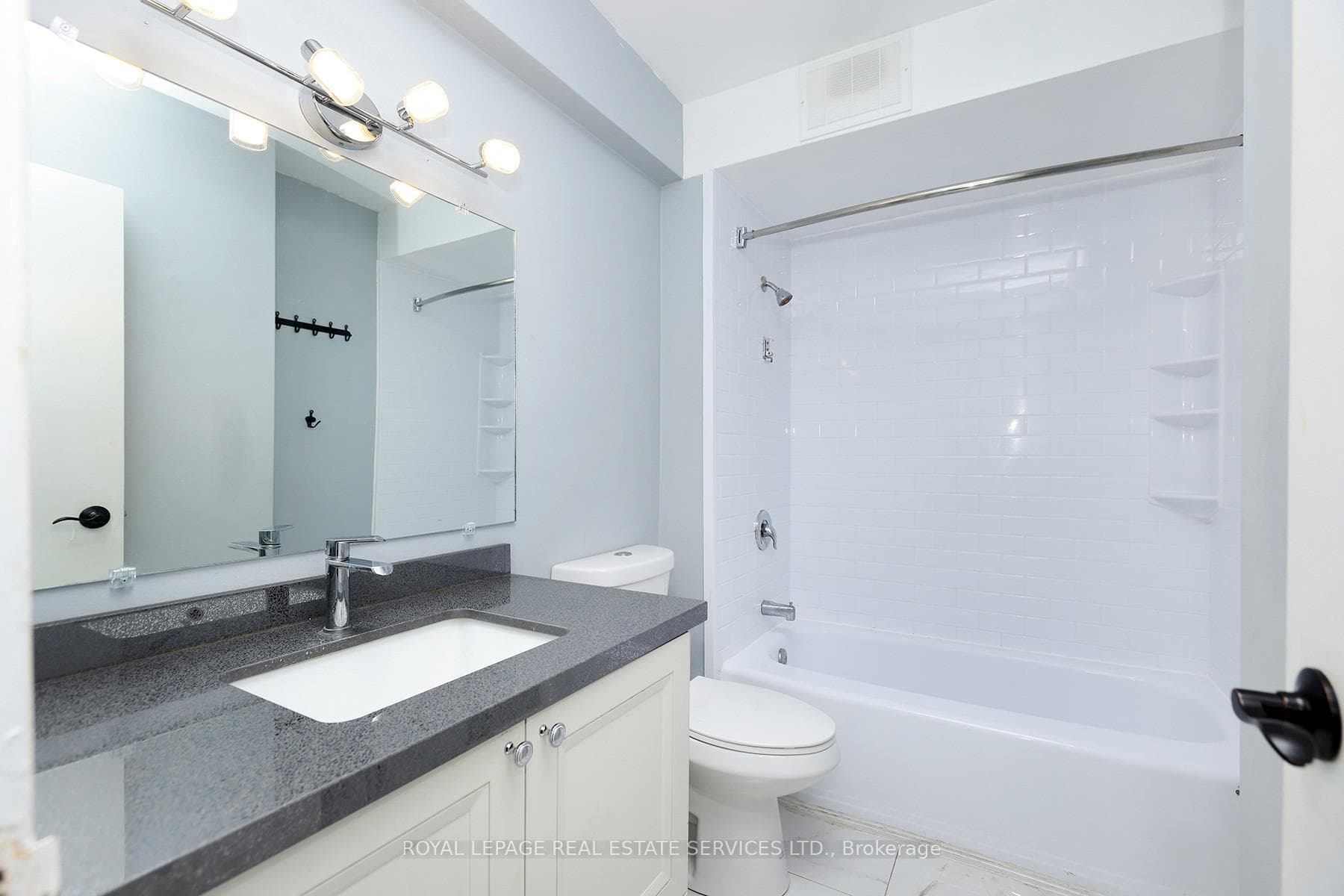 350 Quigley Road Unit 537 photo 9
