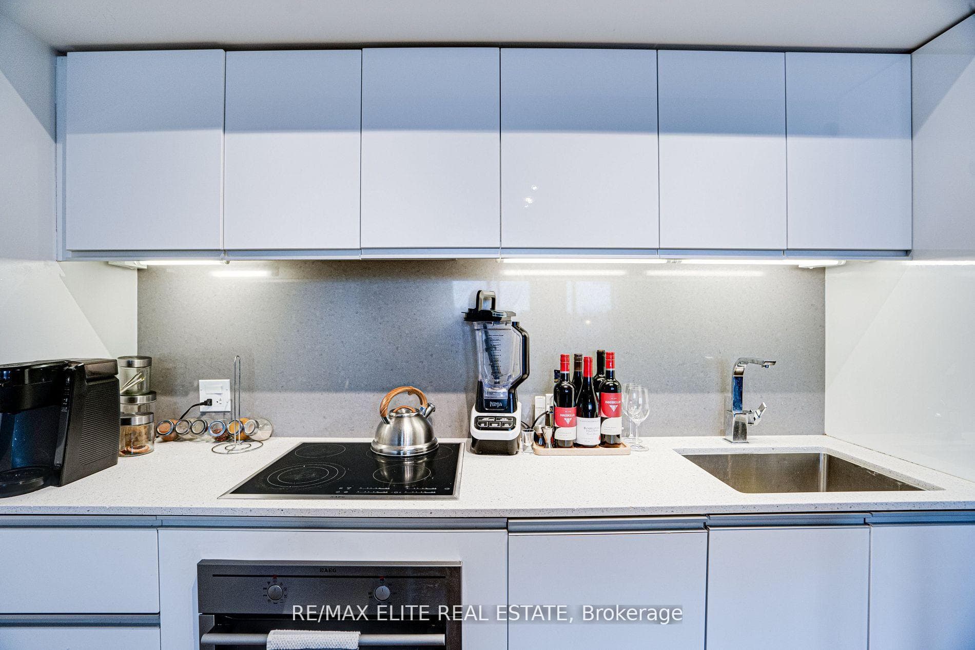 20 Minowan Miikan Lane Unit 520 photo 9