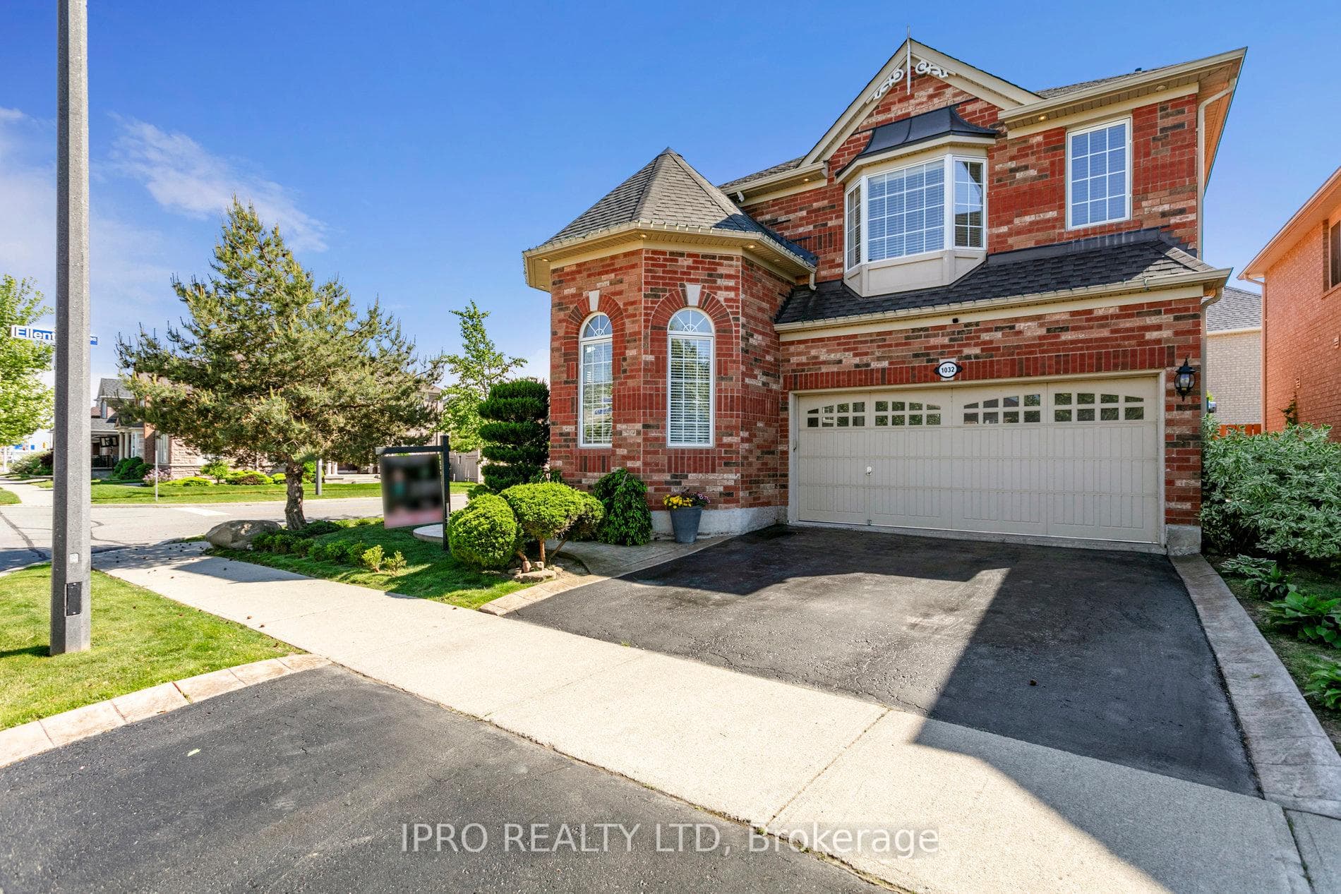 1032 Ferguson Drive photo 1
