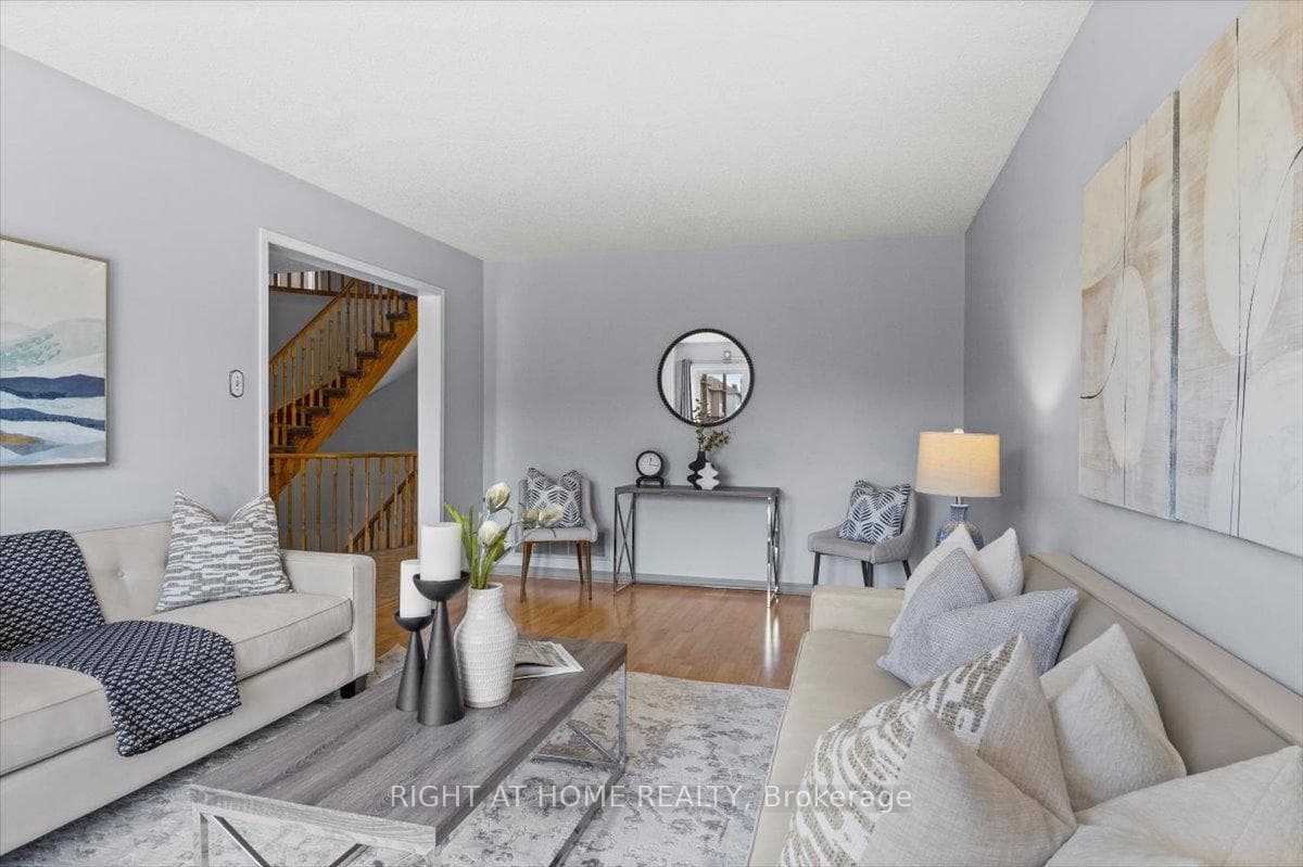 53 Rollo Drive photo 9
