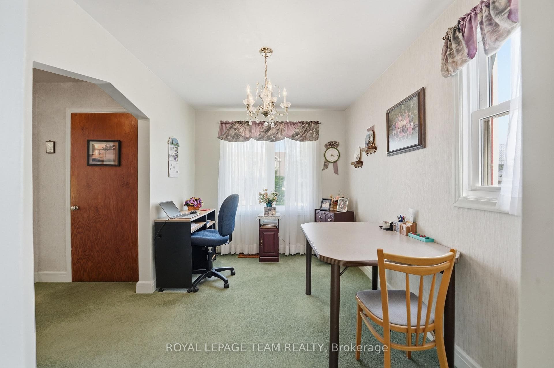 Dining Room / Flex Space