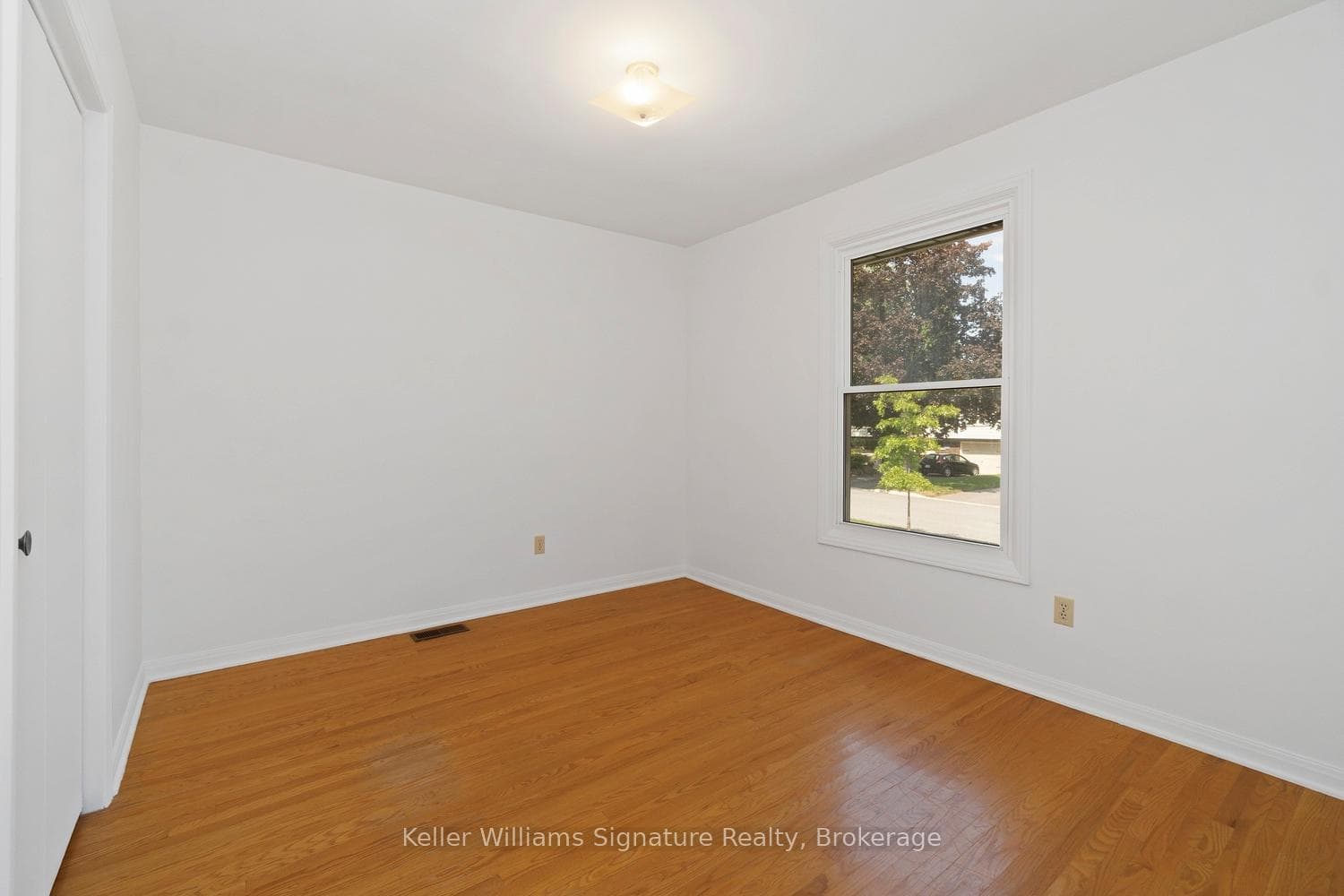 612 Jennifer Crescent photo 21