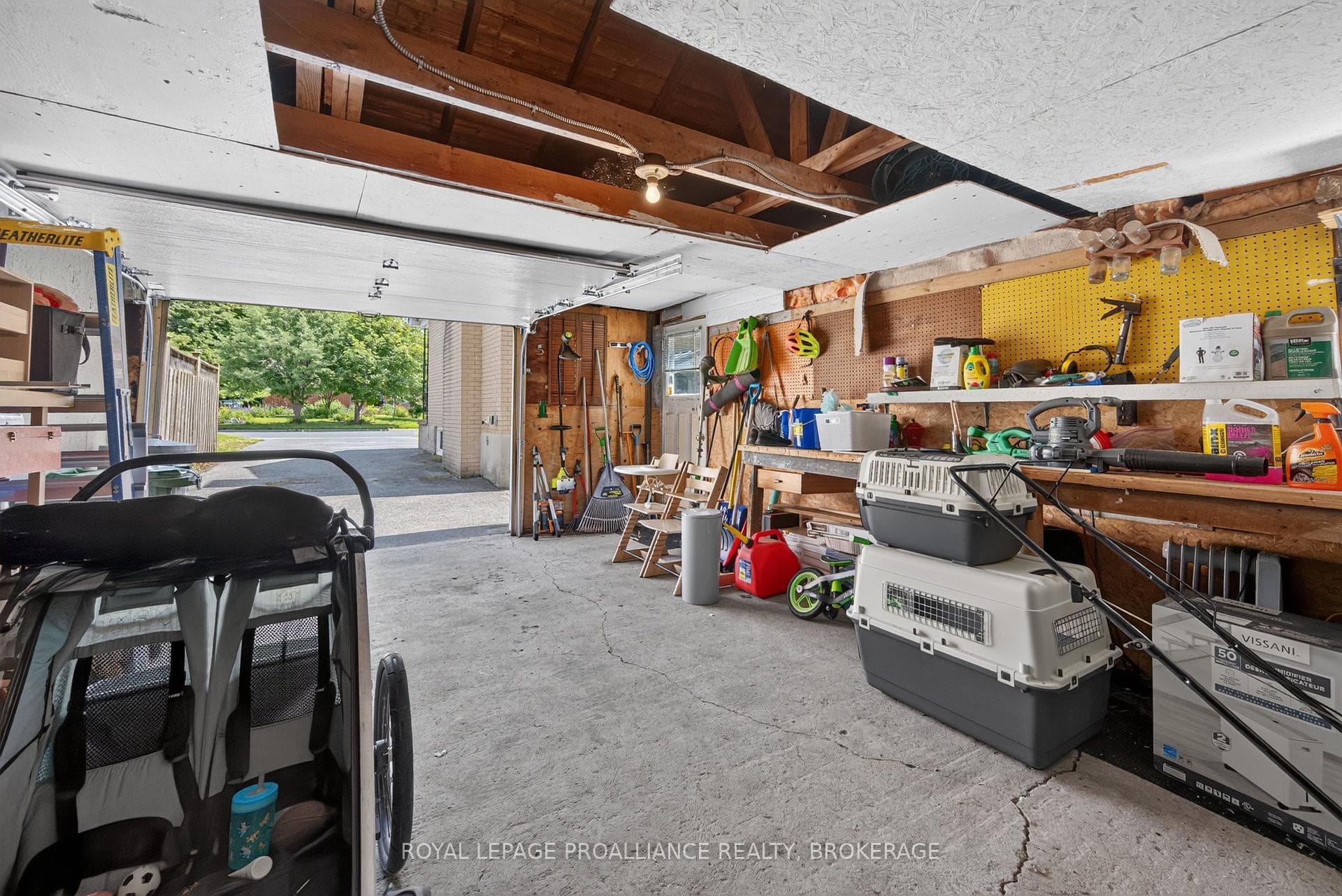 288 Yonge Street photo 43