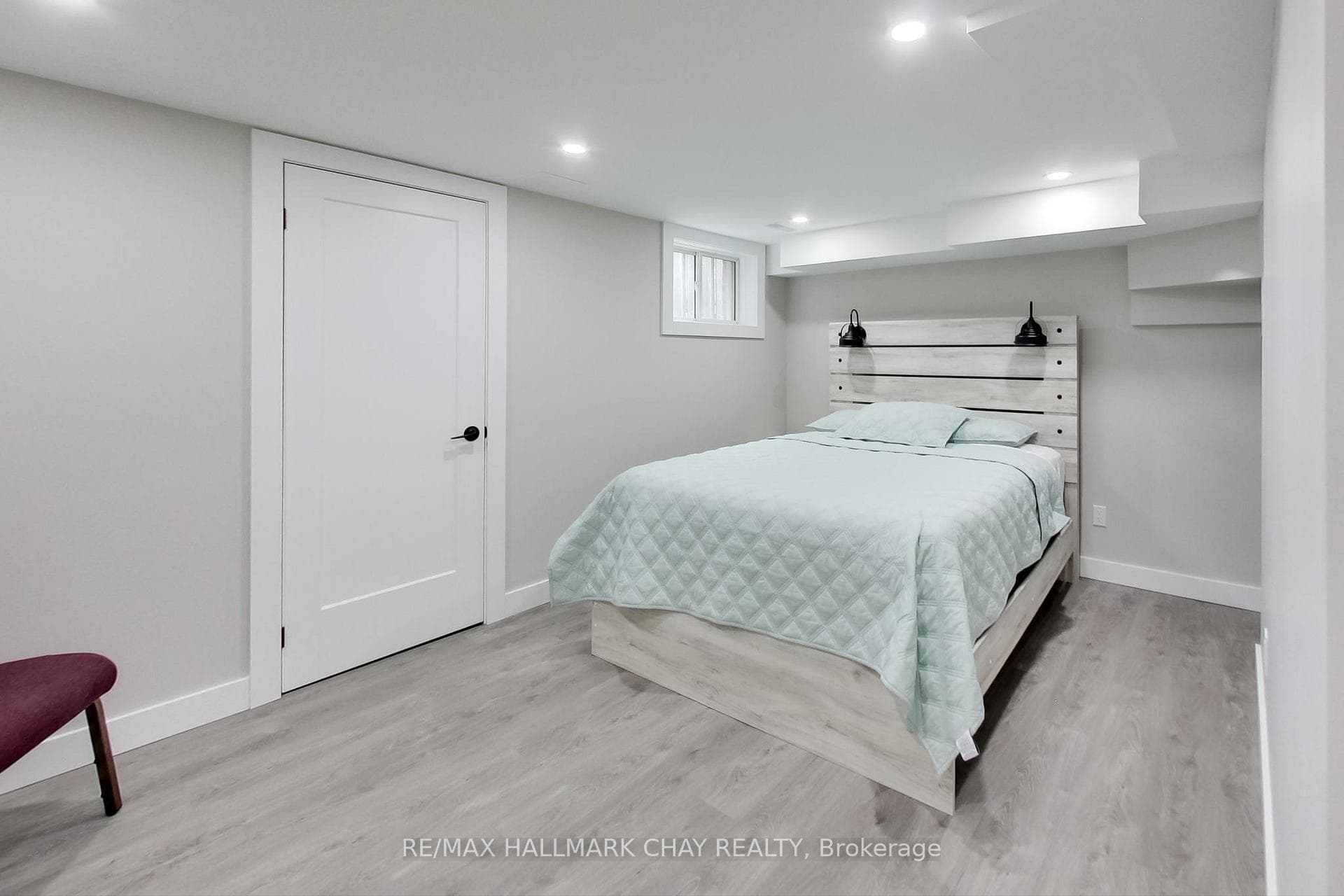 63 HAWKINS Drive photo 34