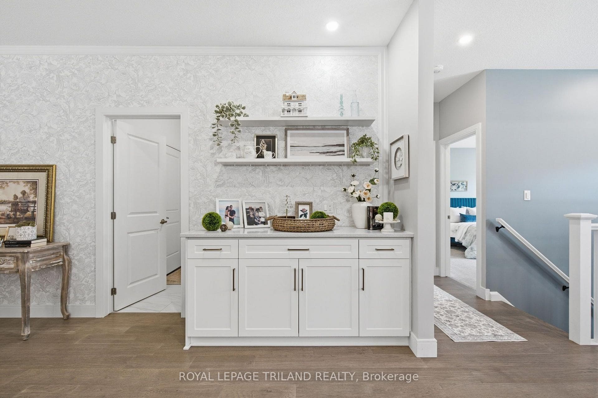 149 Collins Way photo 13