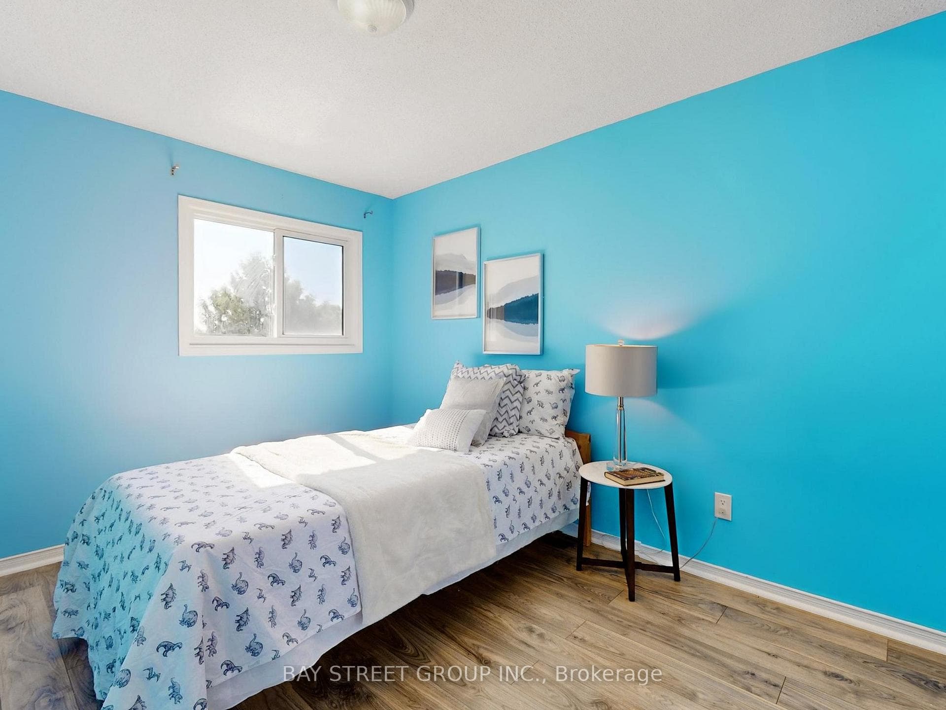 792 Bennett Crescent photo 28