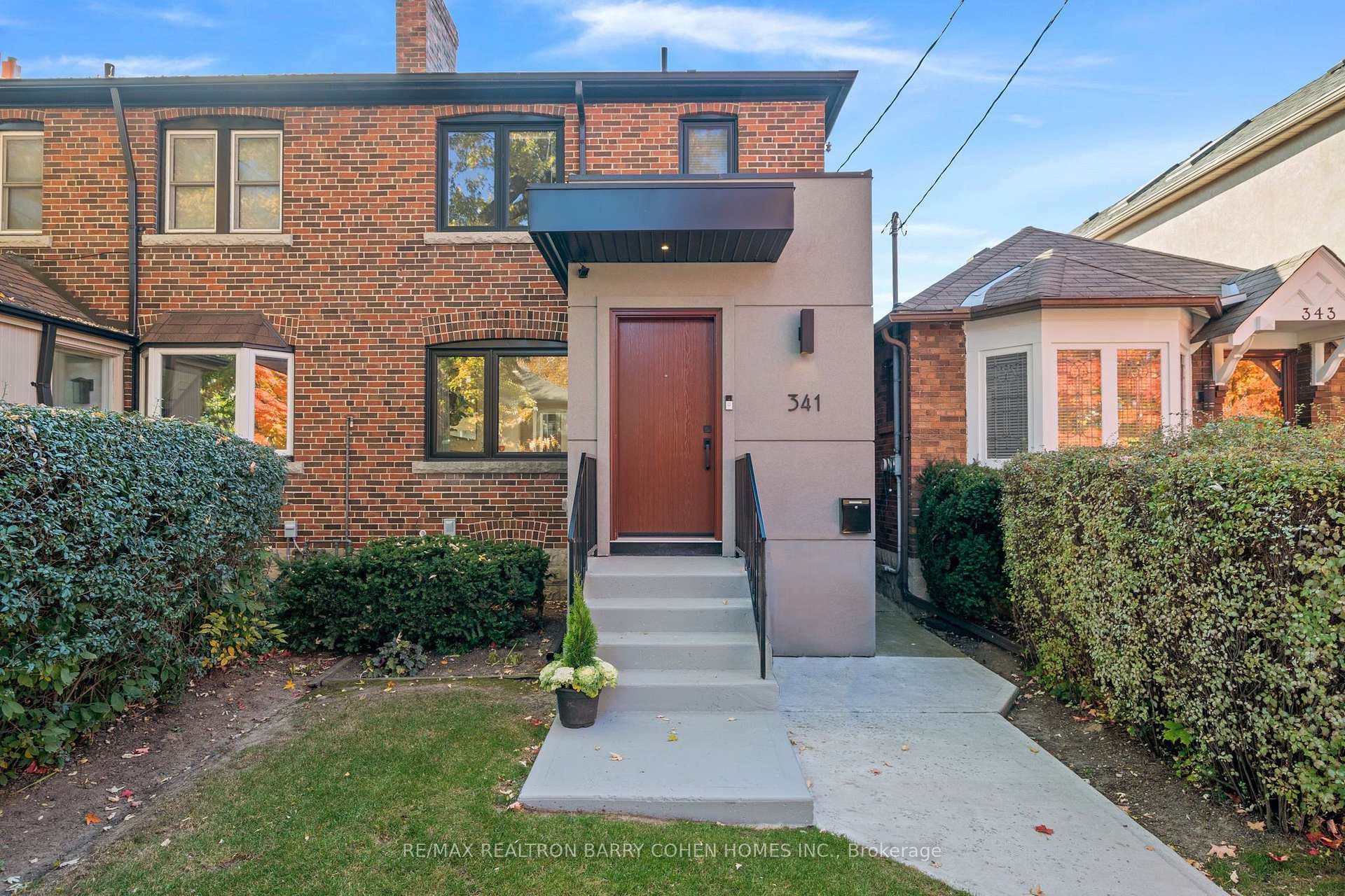 341 Woburn Avenue photo 2