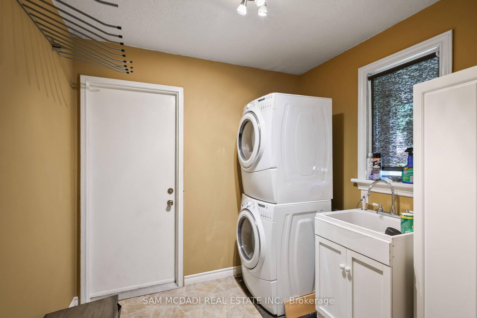 8 Nomad Court photo 26