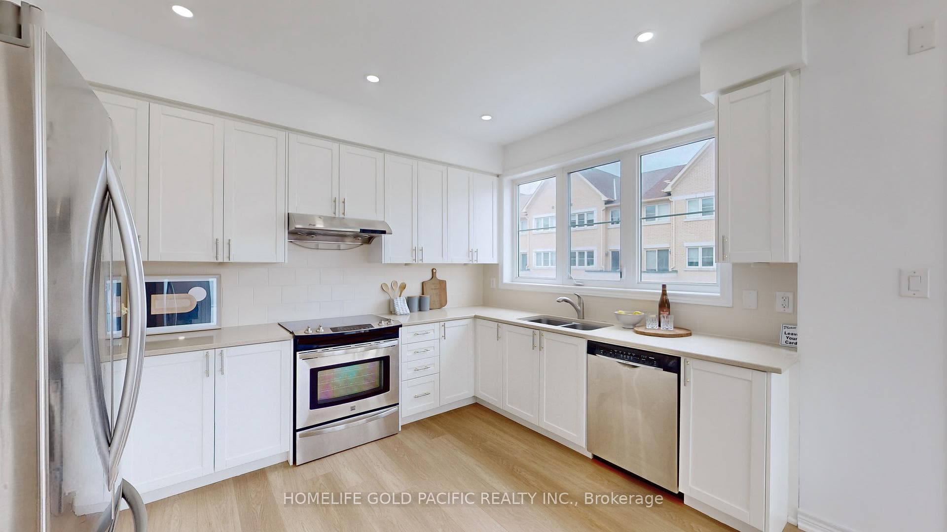 55 Victor Herbert Way photo 12