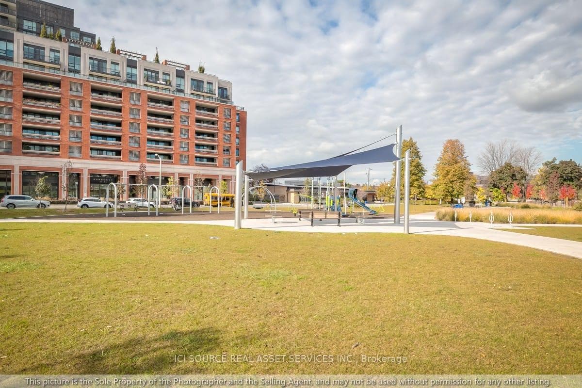 3091 Dufferin Street Unit 1407 photo 22