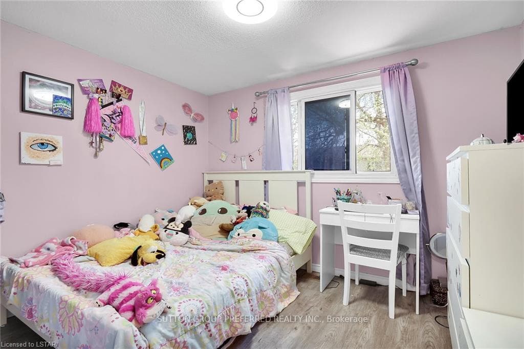 1330 JALNA Boulevard Unit 220 photo 21