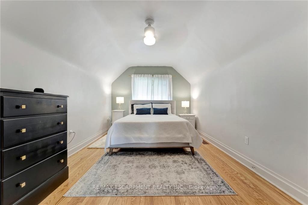 37 Isabel Avenue photo 16