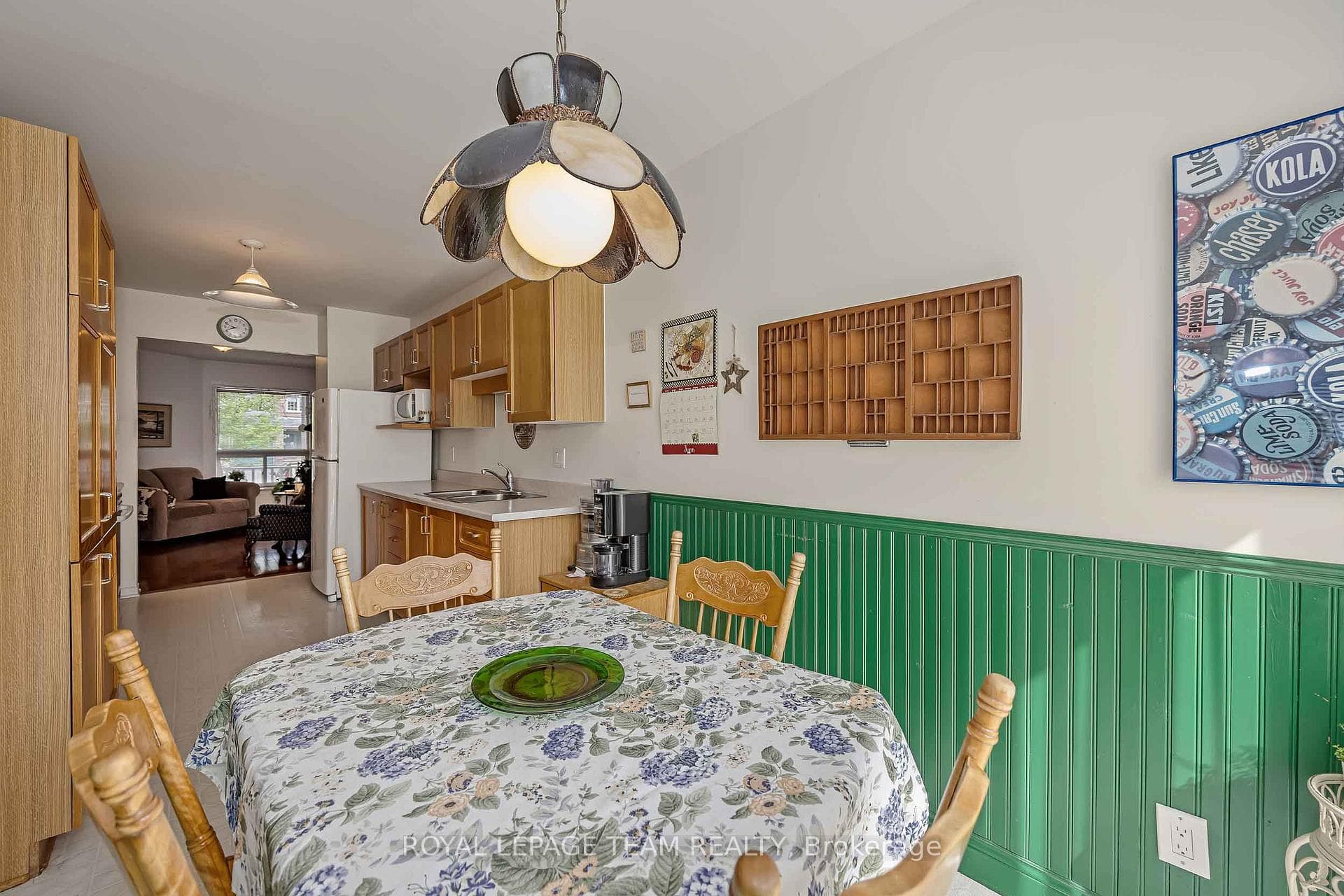 23 Roblyn Way photo 19