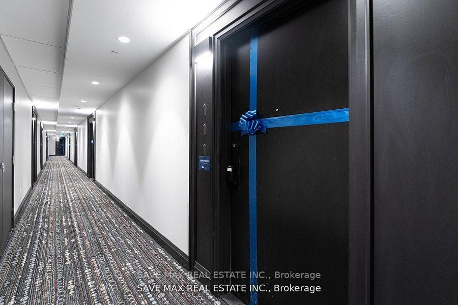 470 Gordon Krantz Avenue Unit 111 photo 18