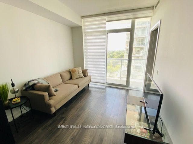 33 Helendale Avenue Unit 701 photo 1