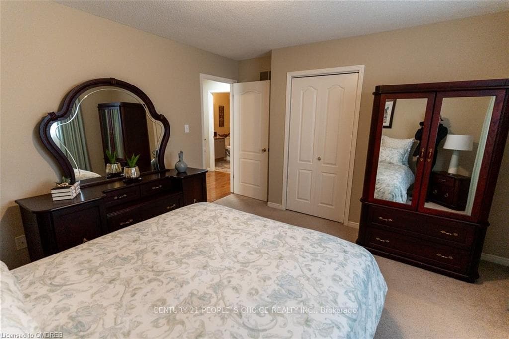 18 Buchanan Crescent photo 16