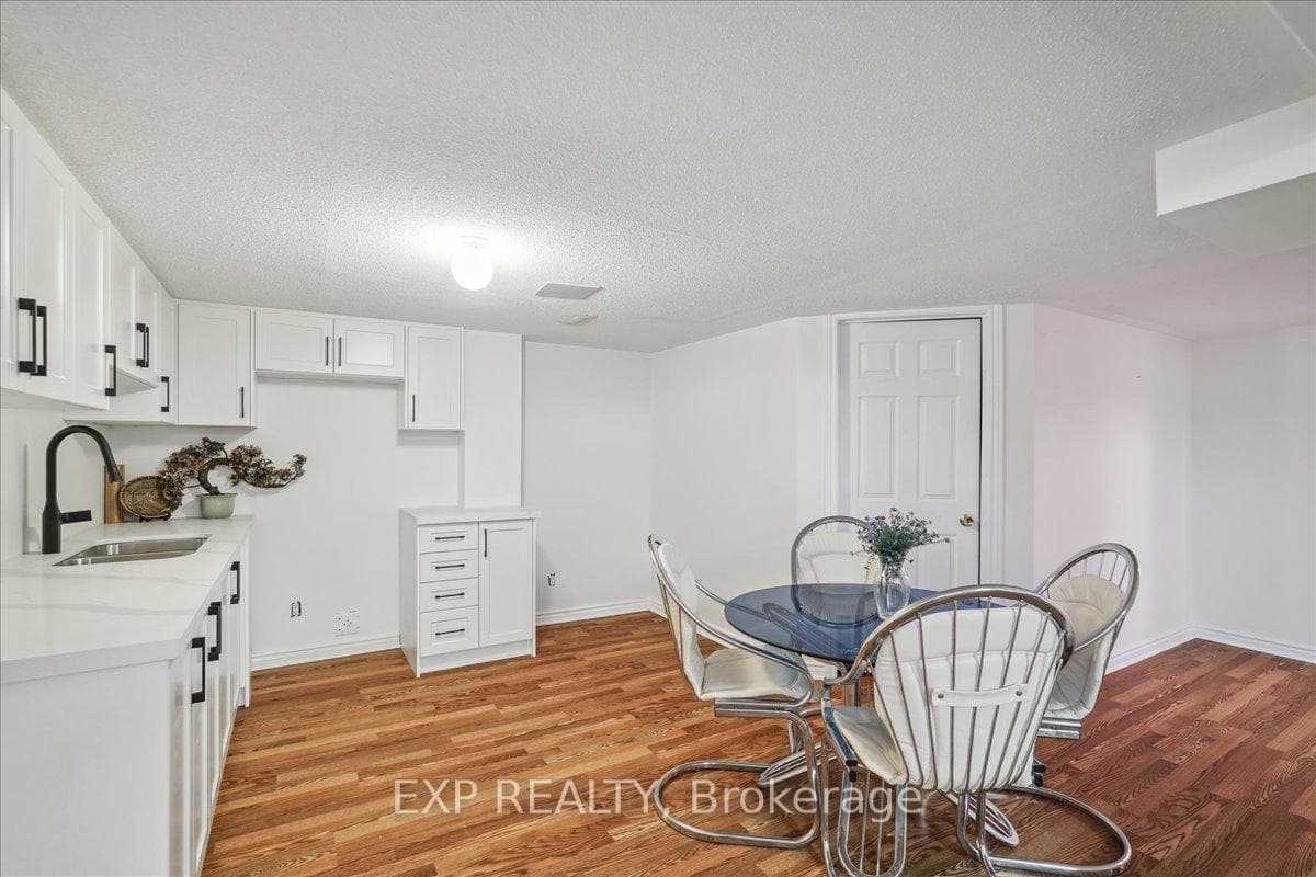 160 Sonoma Boulevard photo 33