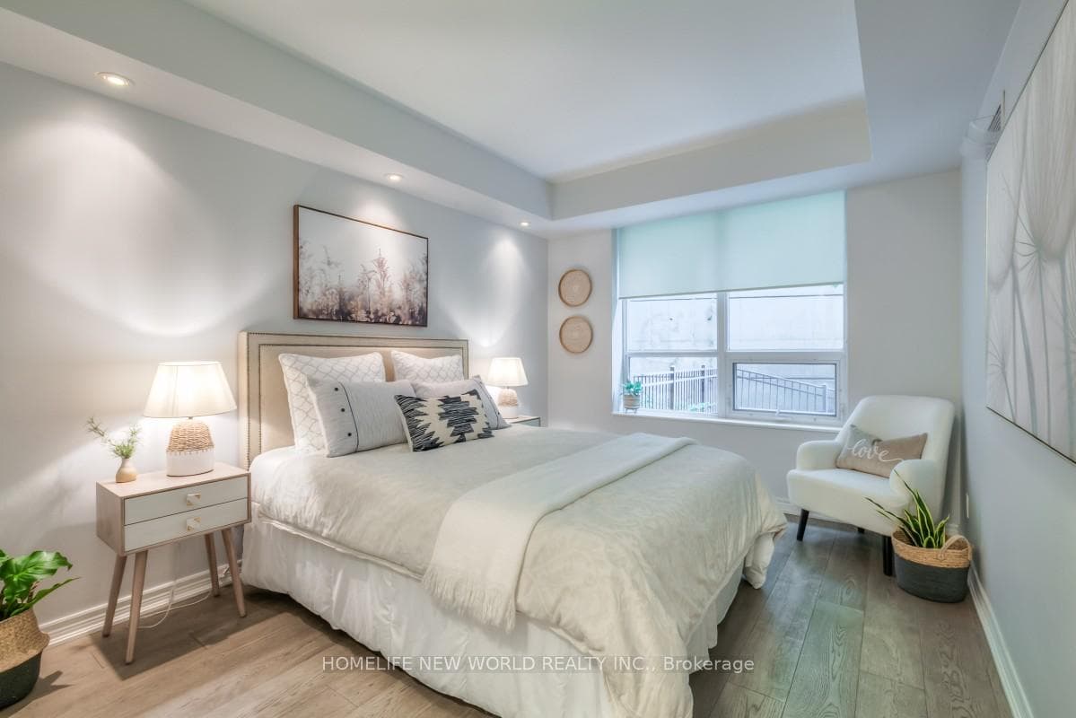 38 William Carson Crescent Unit 207 photo 15