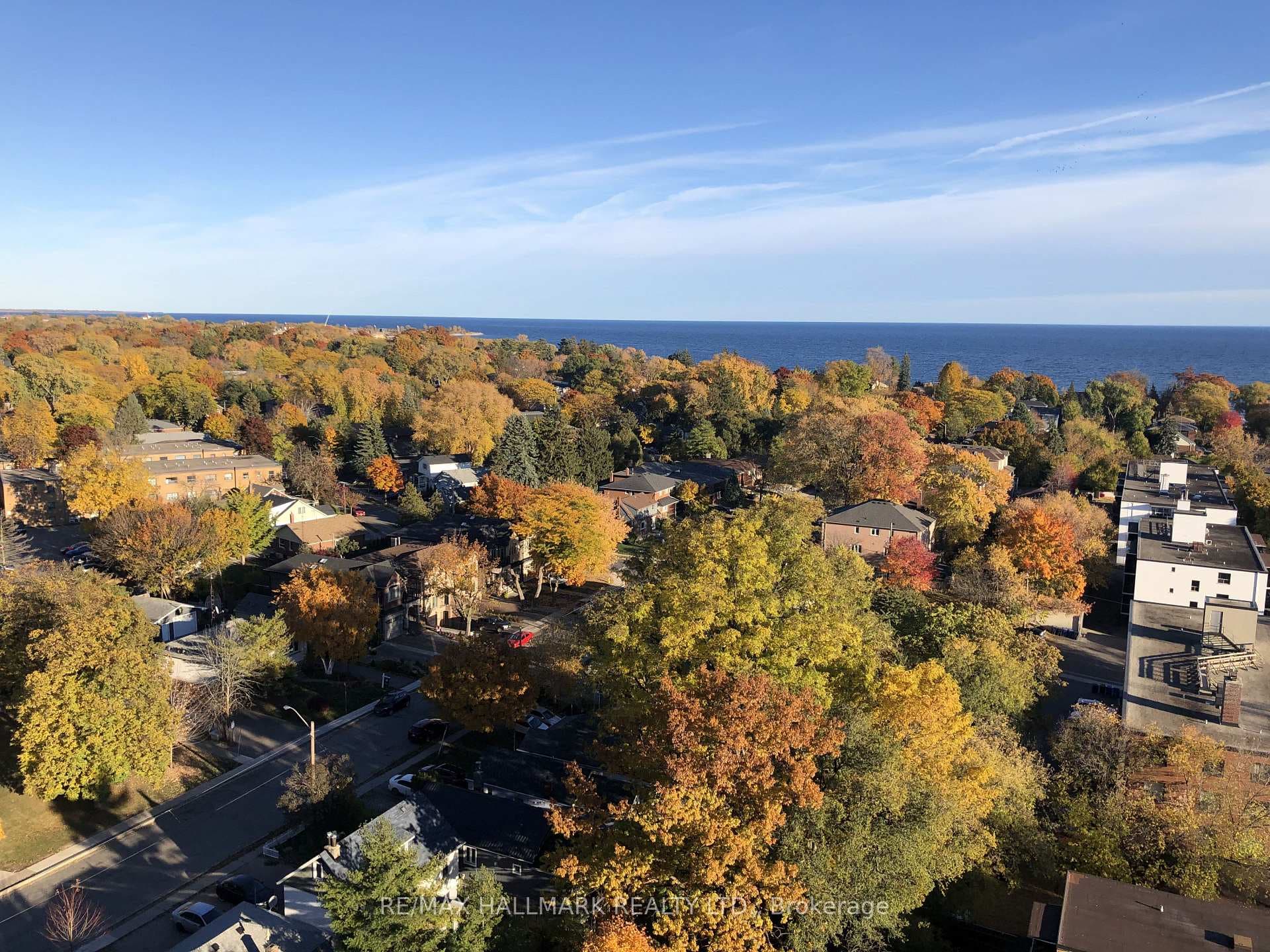 3865 Lake Shore Boulevard Unit 1301 photo 32