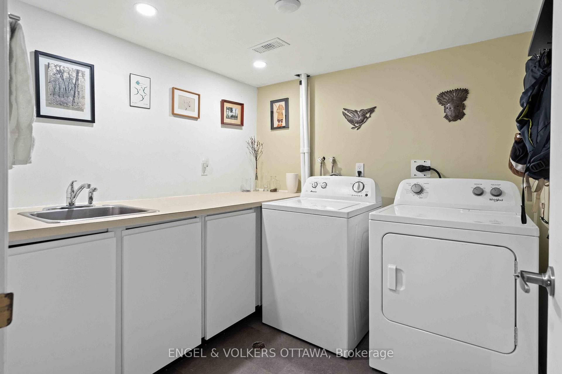 110 Walnut Court Unit 18 photo 34