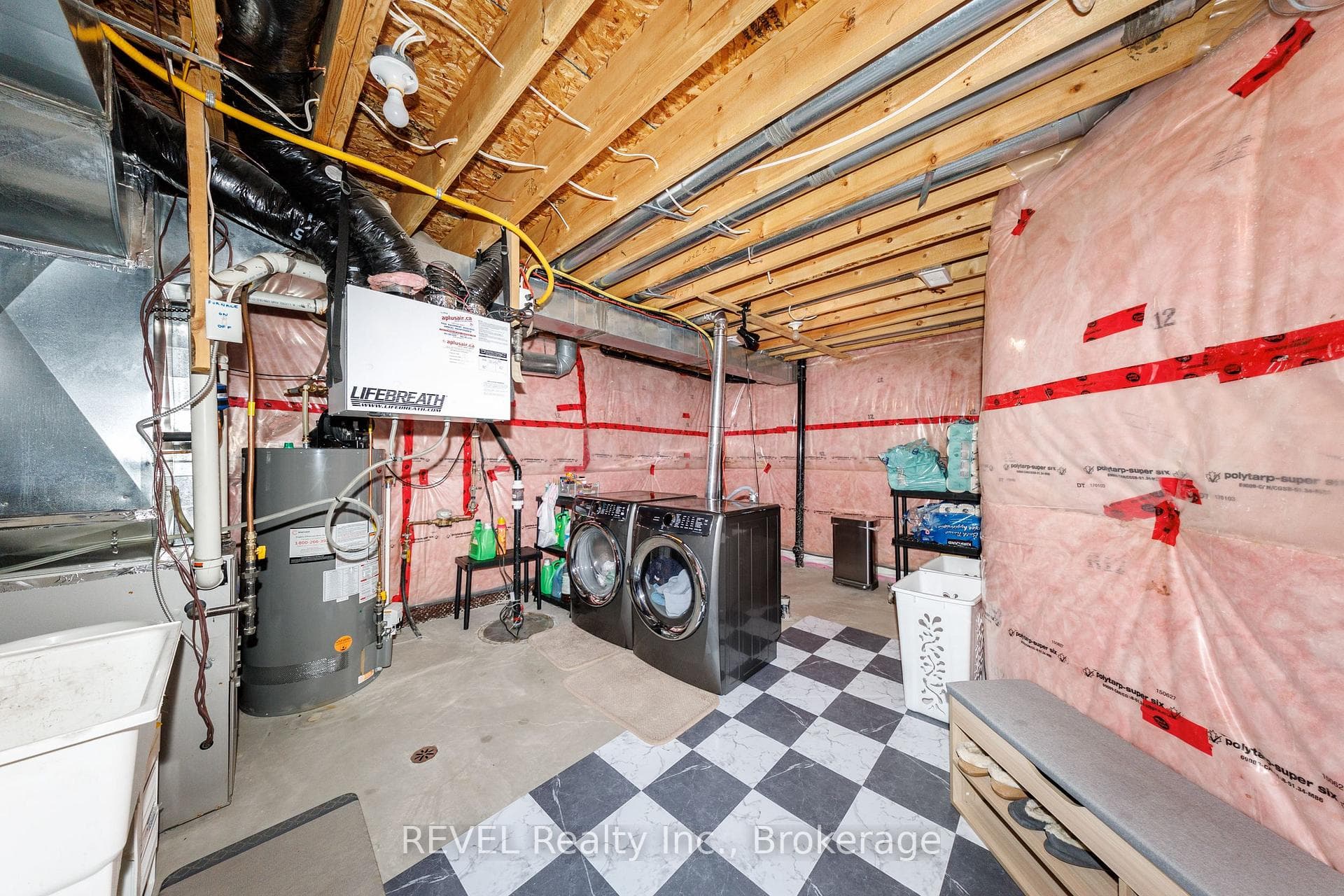 8 Elderberry Road photo 48