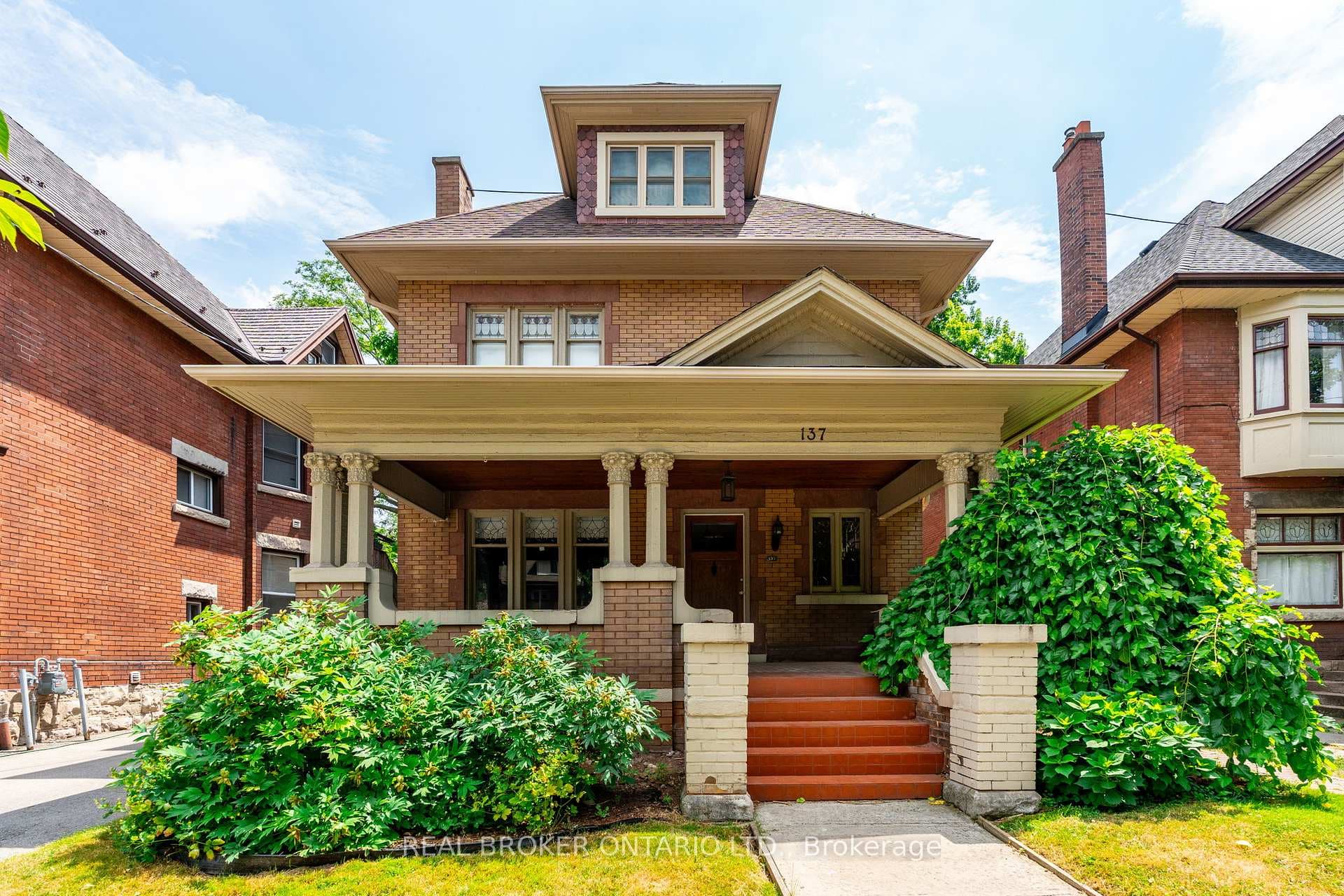 137 Sherman Avenue photo 1