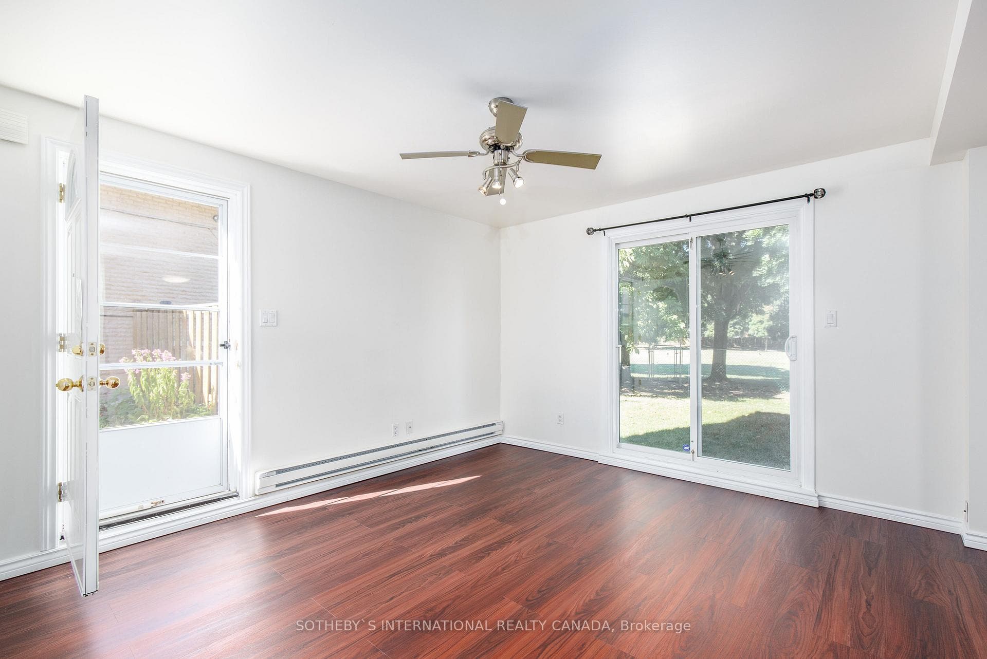 79 Heatherside Drive Unit Lower photo 5