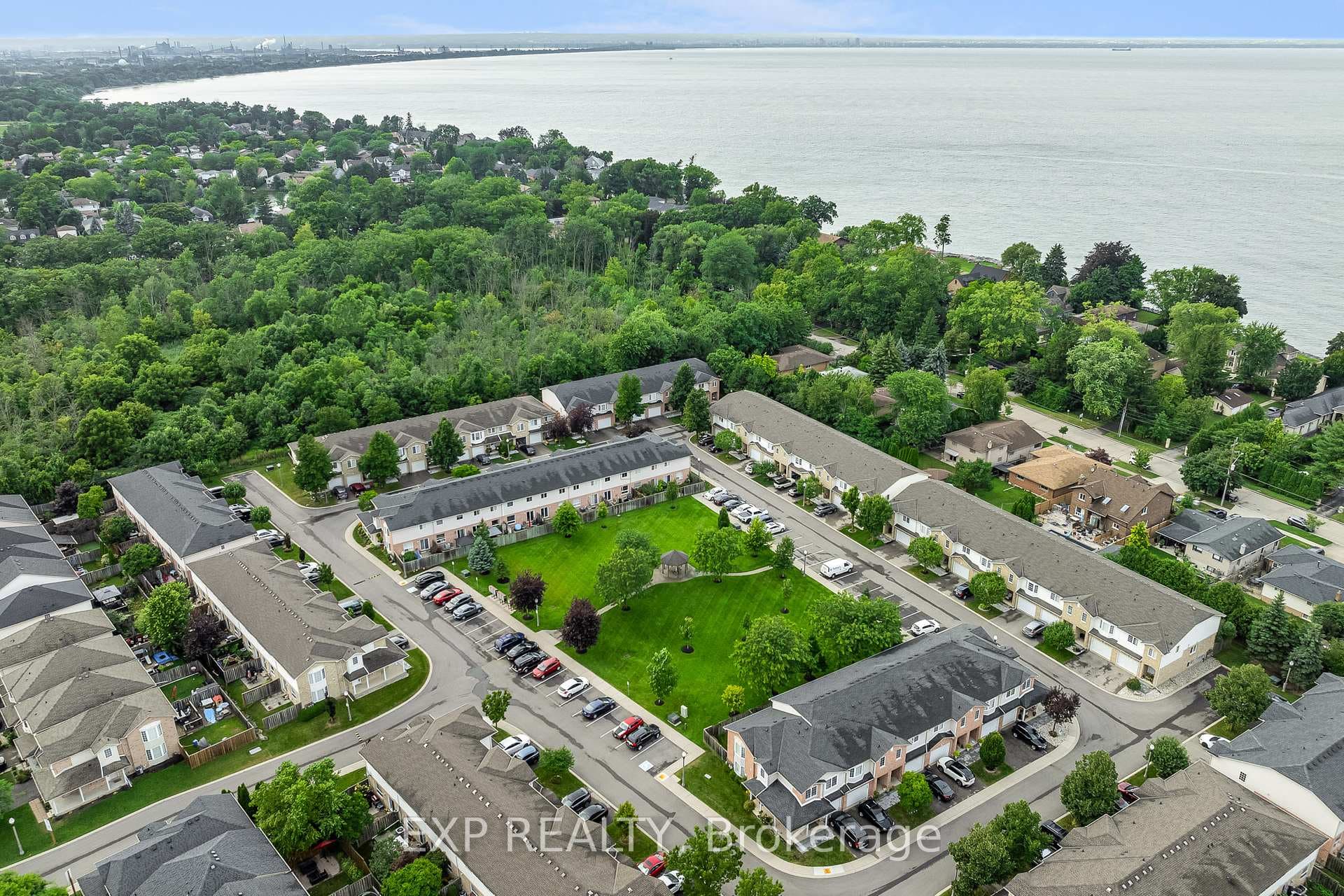 485 Green Road Unit 61 photo 4