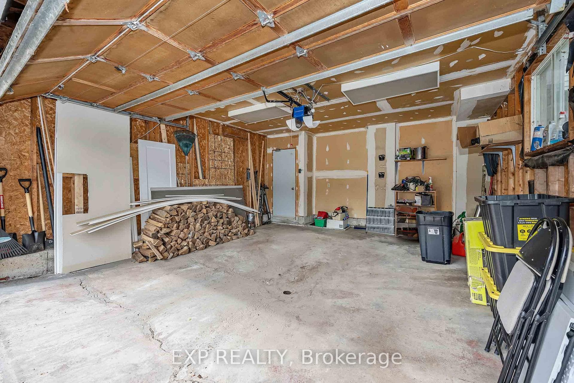 1797 Belval Crescent photo 45