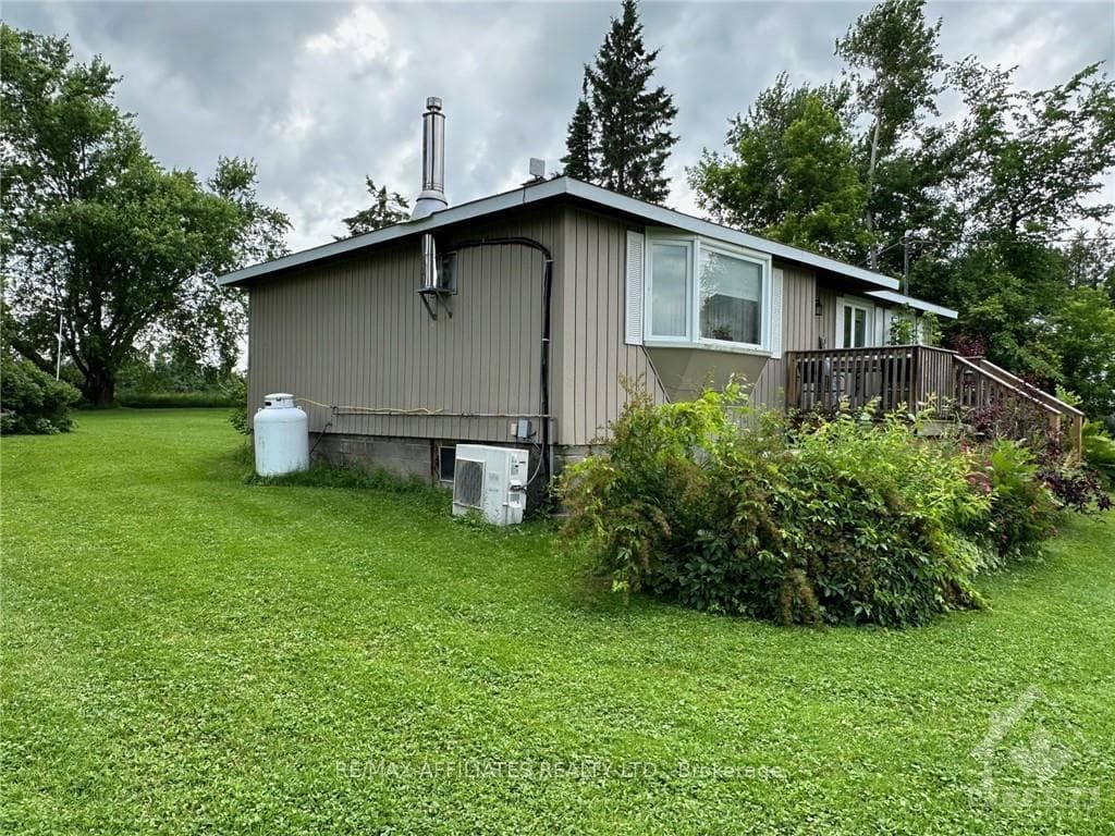 5774 MCCORDICK Road photo 16
