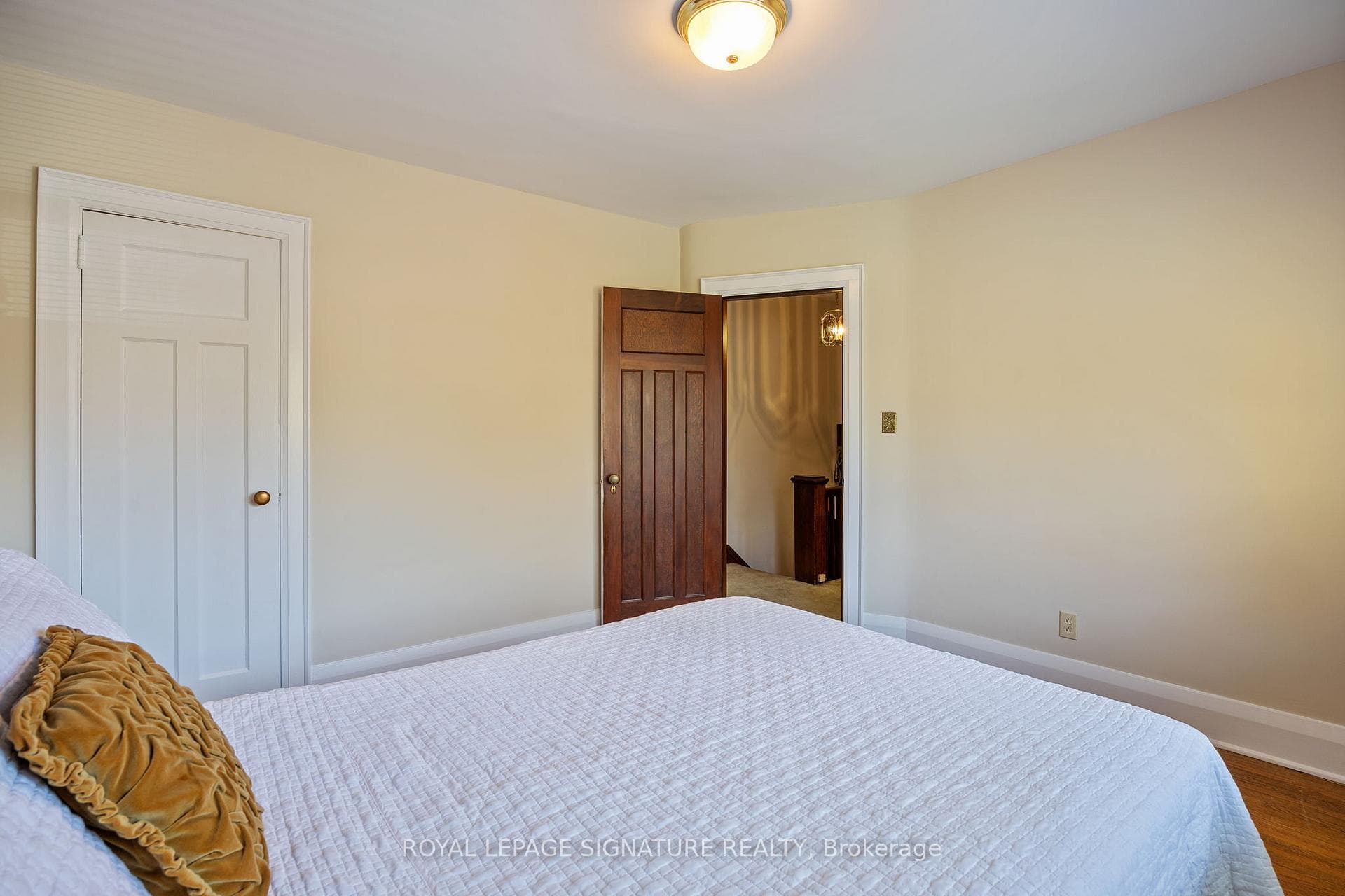 471 Roselawn Avenue photo 16