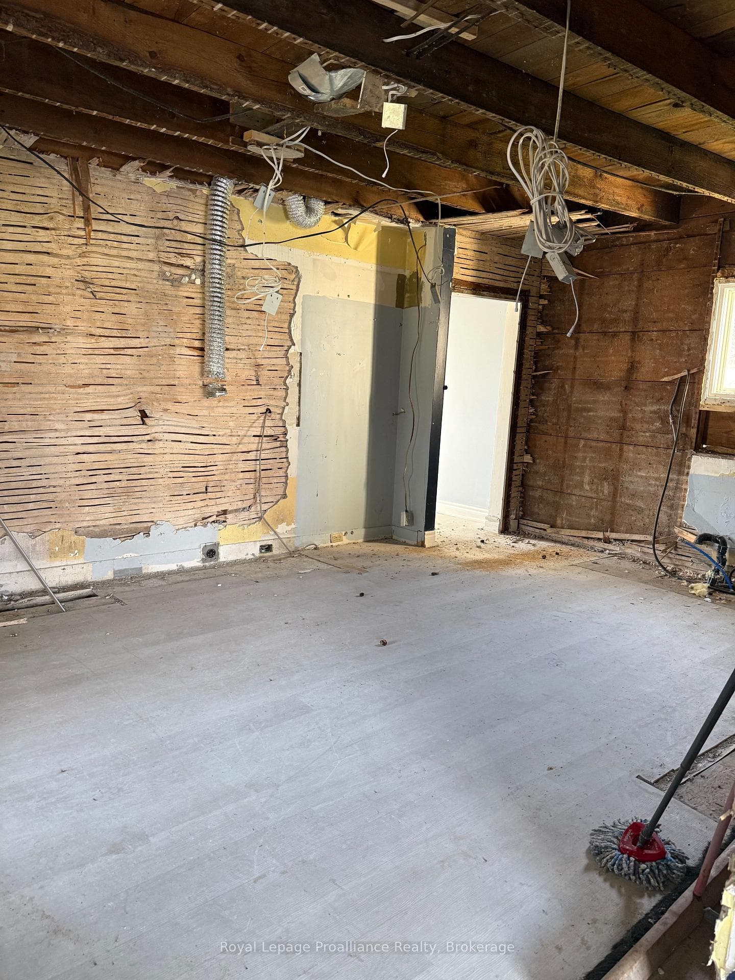 303 Brimley Road photo 6