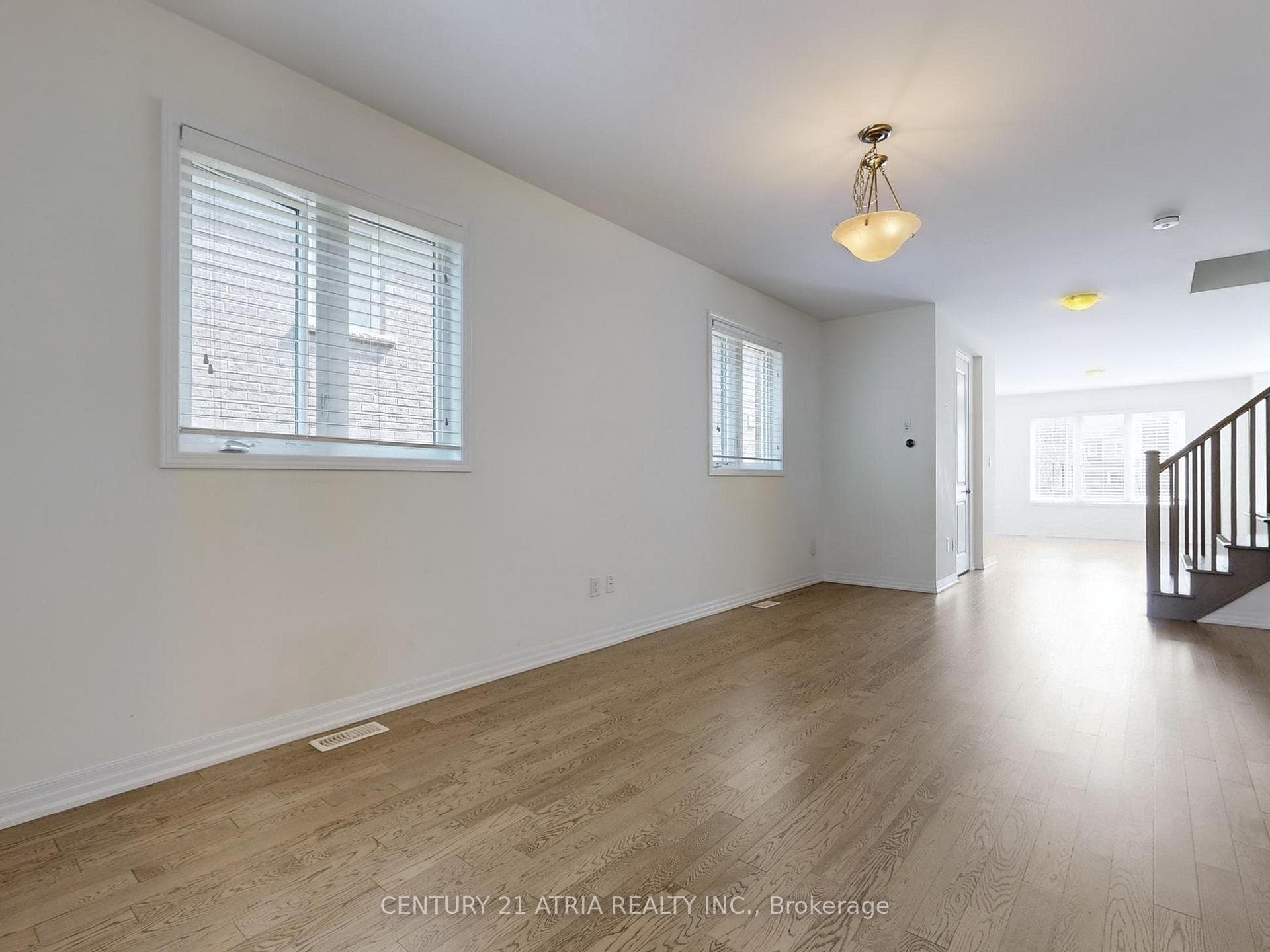 146 Beaveridge Avenue photo 2
