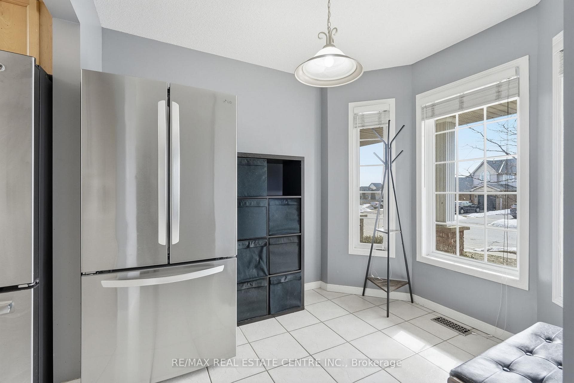 321 Montgomery Boulevard photo 8
