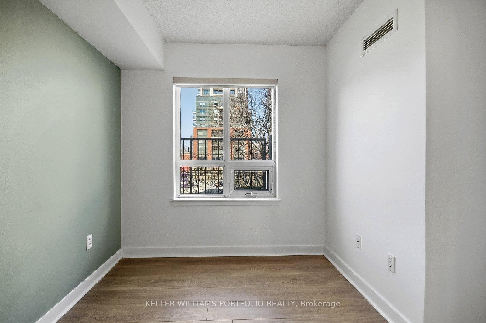 816 Lansdowne Avenue Unit 119 photo 28