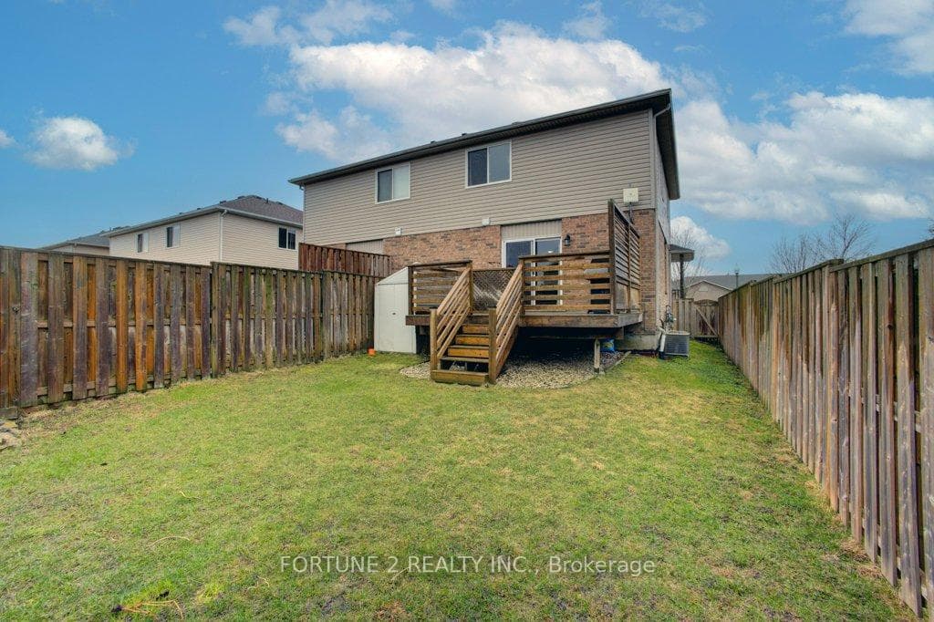 455 Danby Street photo 31