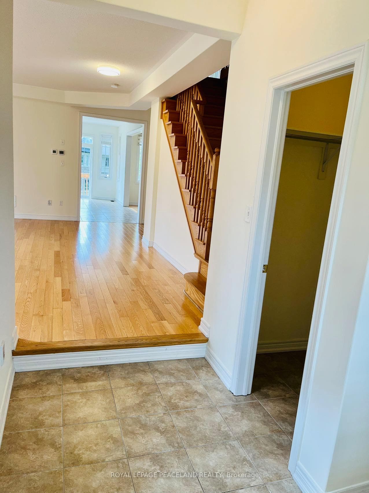 1300 Mccron Crescent photo 3
