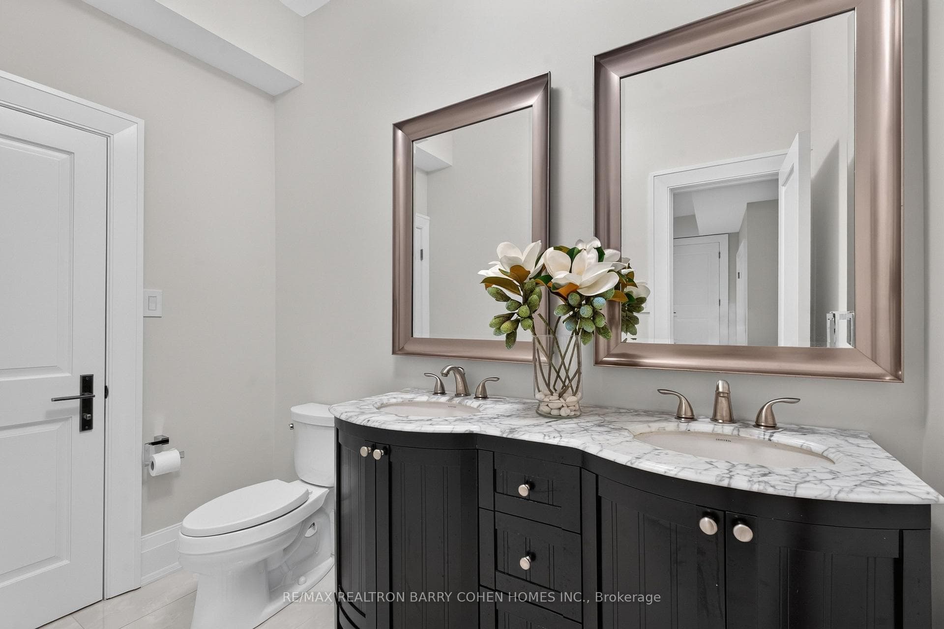 33 Munro Boulevard photo 44