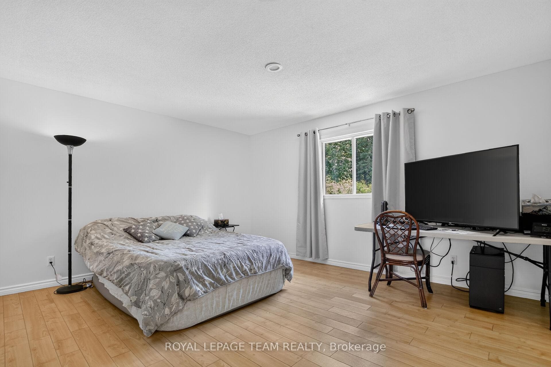 158 Oakwood Drive photo 16