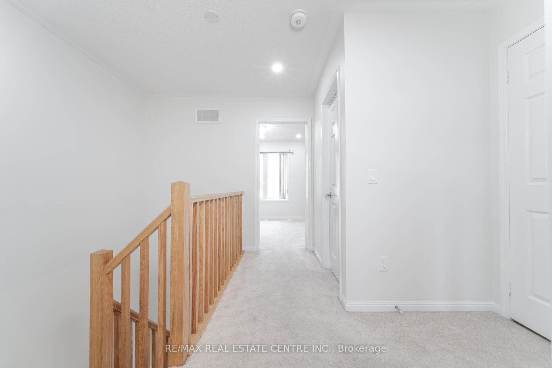 1 Beckenrose Court Unit 99 photo 24