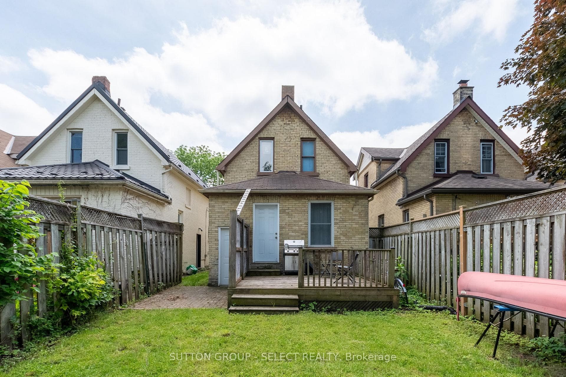 852 Lorne Avenue photo 37