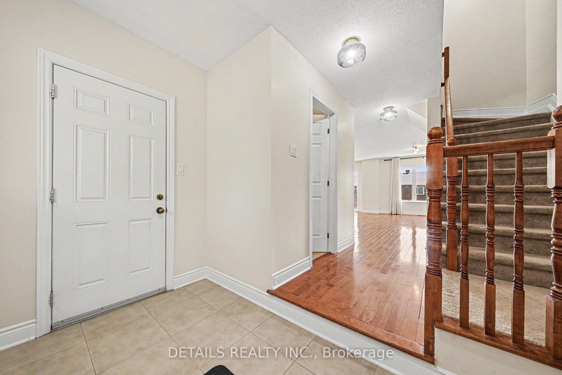261 Parkin Circle photo 2