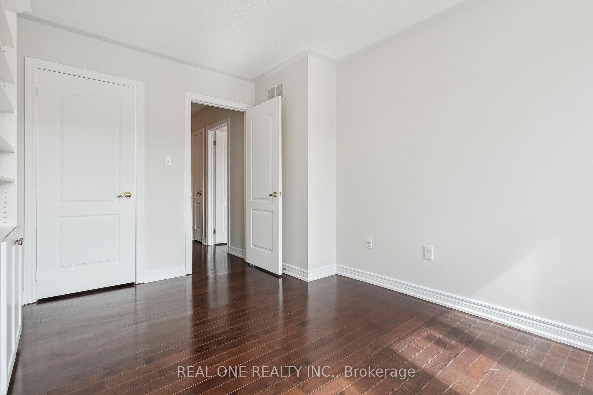 40 Coco Avenue photo 30