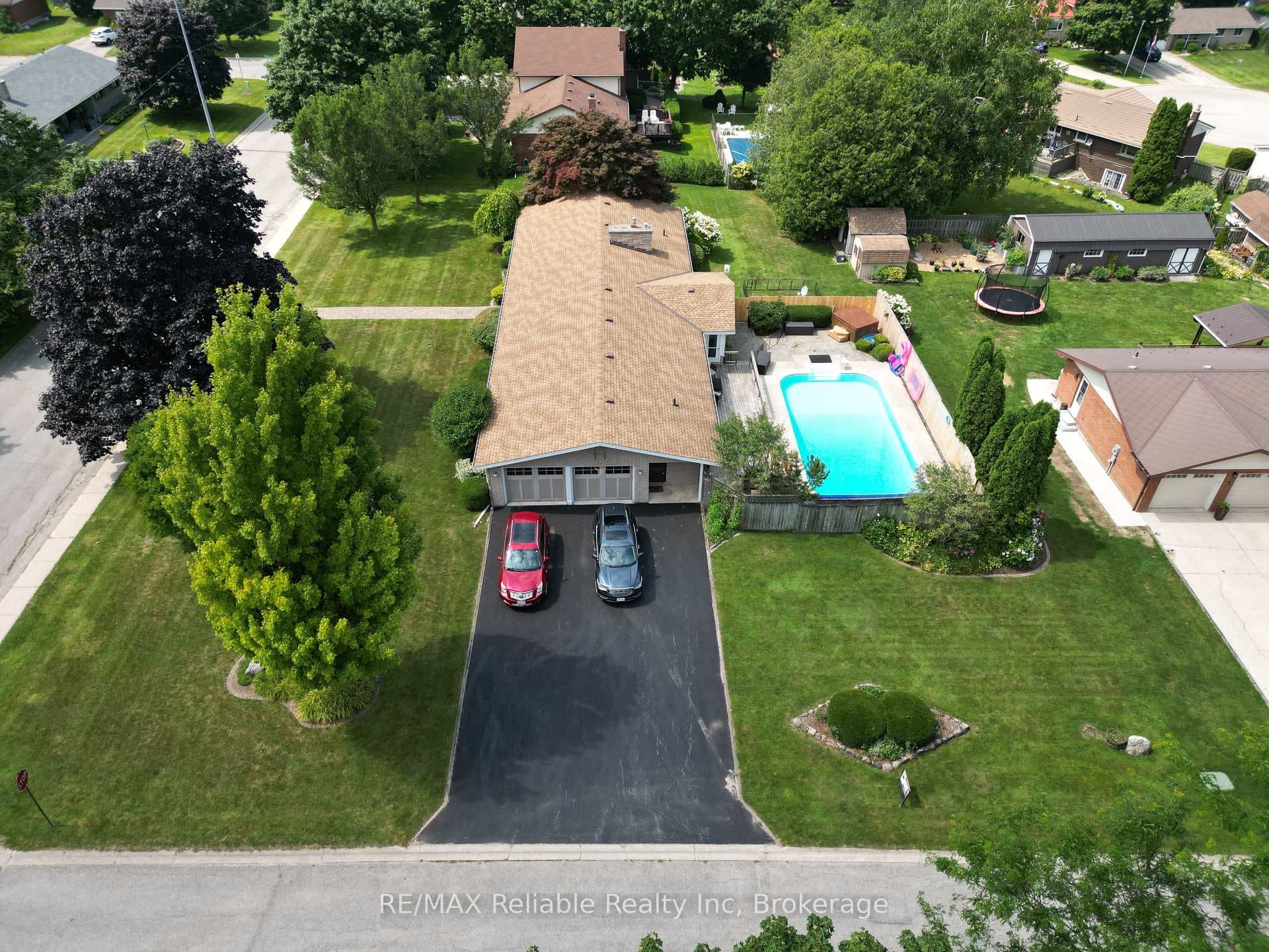 141 Charles Street photo 9