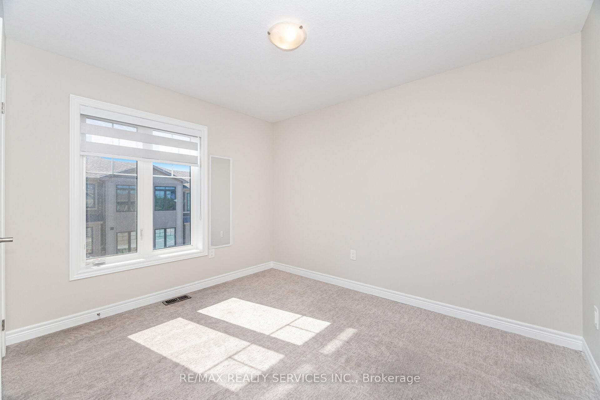 10 Birmingham Drive Unit 113 photo 36
