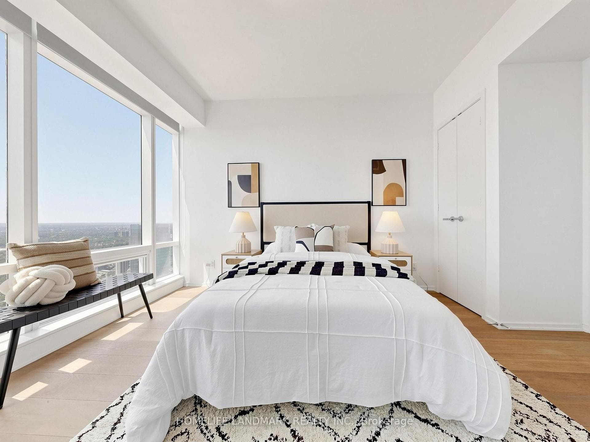 1 bloor Street Unit 6608 photo 17