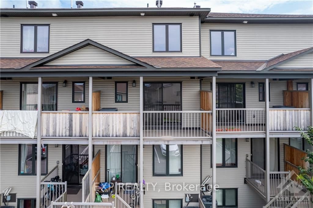 623 CHAPMAN MILLS Drive Unit C photo 27