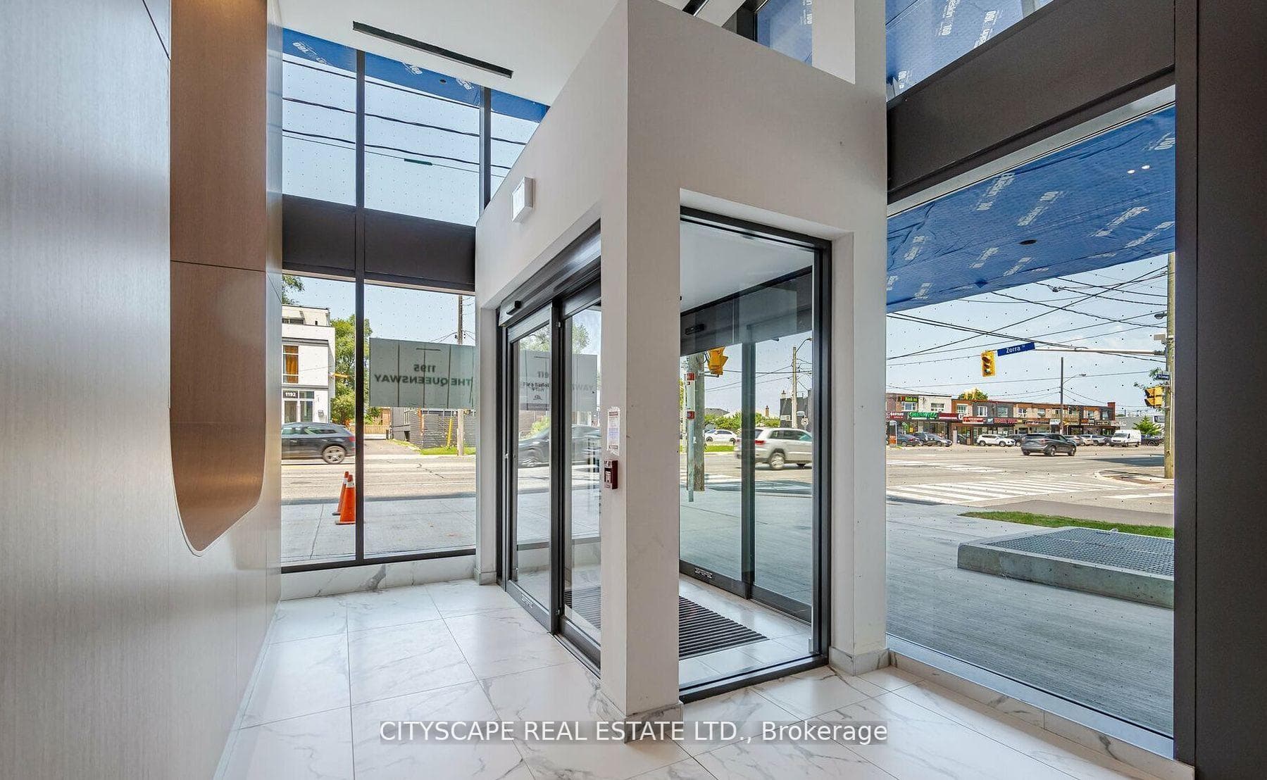 1195 The Queensway N/A Unit 615 photo 4