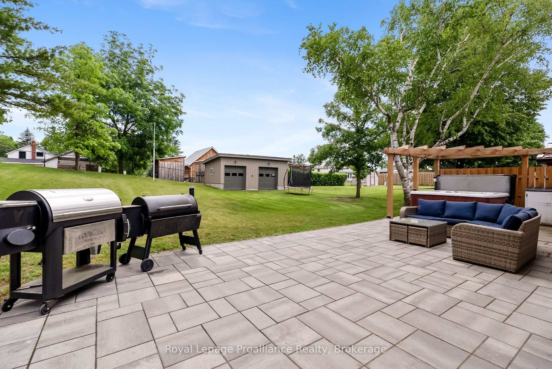 161 Holly Drive photo 31