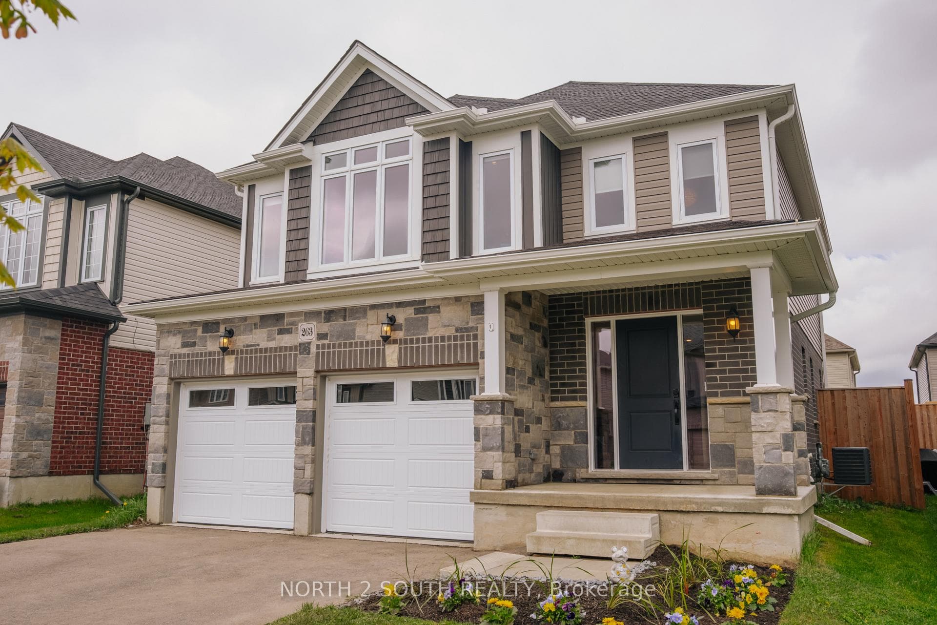 263 Bradshaw Drive photo 1